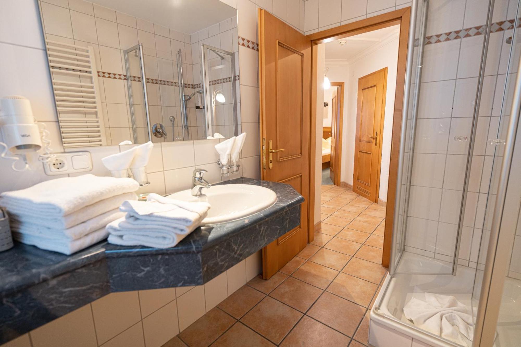 Haller'S Posthotel Riezlern Zewnętrze zdjęcie