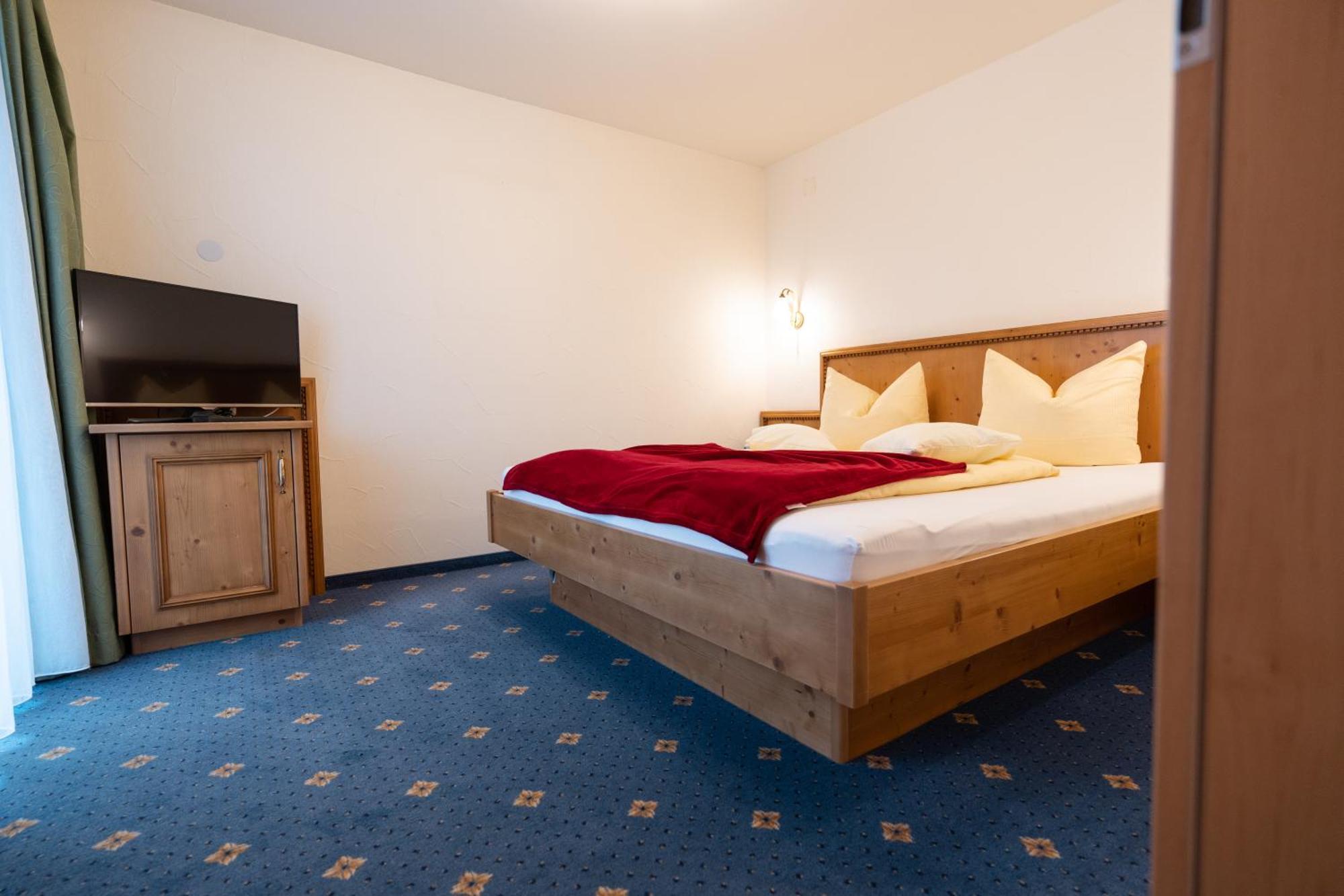 Haller'S Posthotel Riezlern Zewnętrze zdjęcie