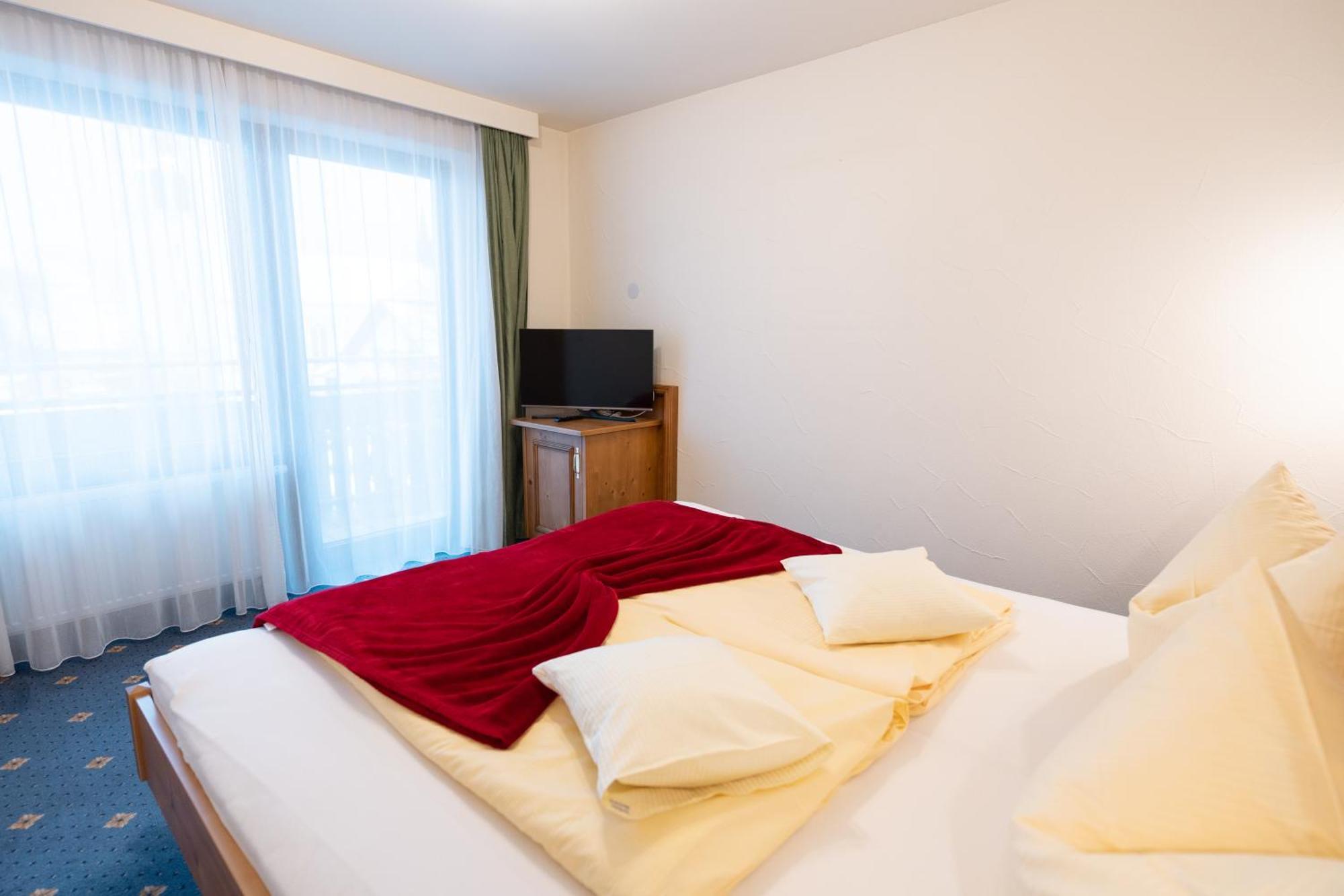 Haller'S Posthotel Riezlern Zewnętrze zdjęcie