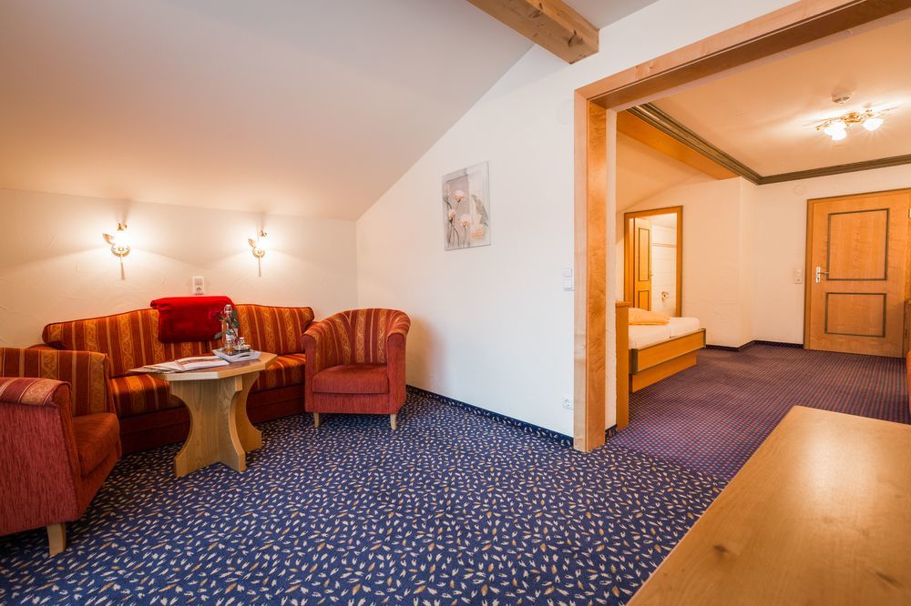 Haller'S Posthotel Riezlern Zewnętrze zdjęcie